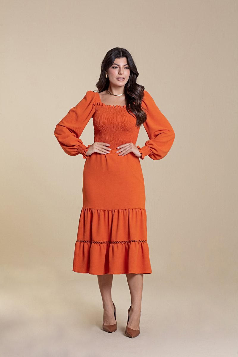 Vestido Midi De Crepe Manga Longa Com Lastex No Busto Hadaza