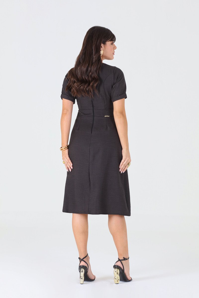 Vestido Midi Com Bolsos Funcionais e Fenda Frontal Outlet Hadaza