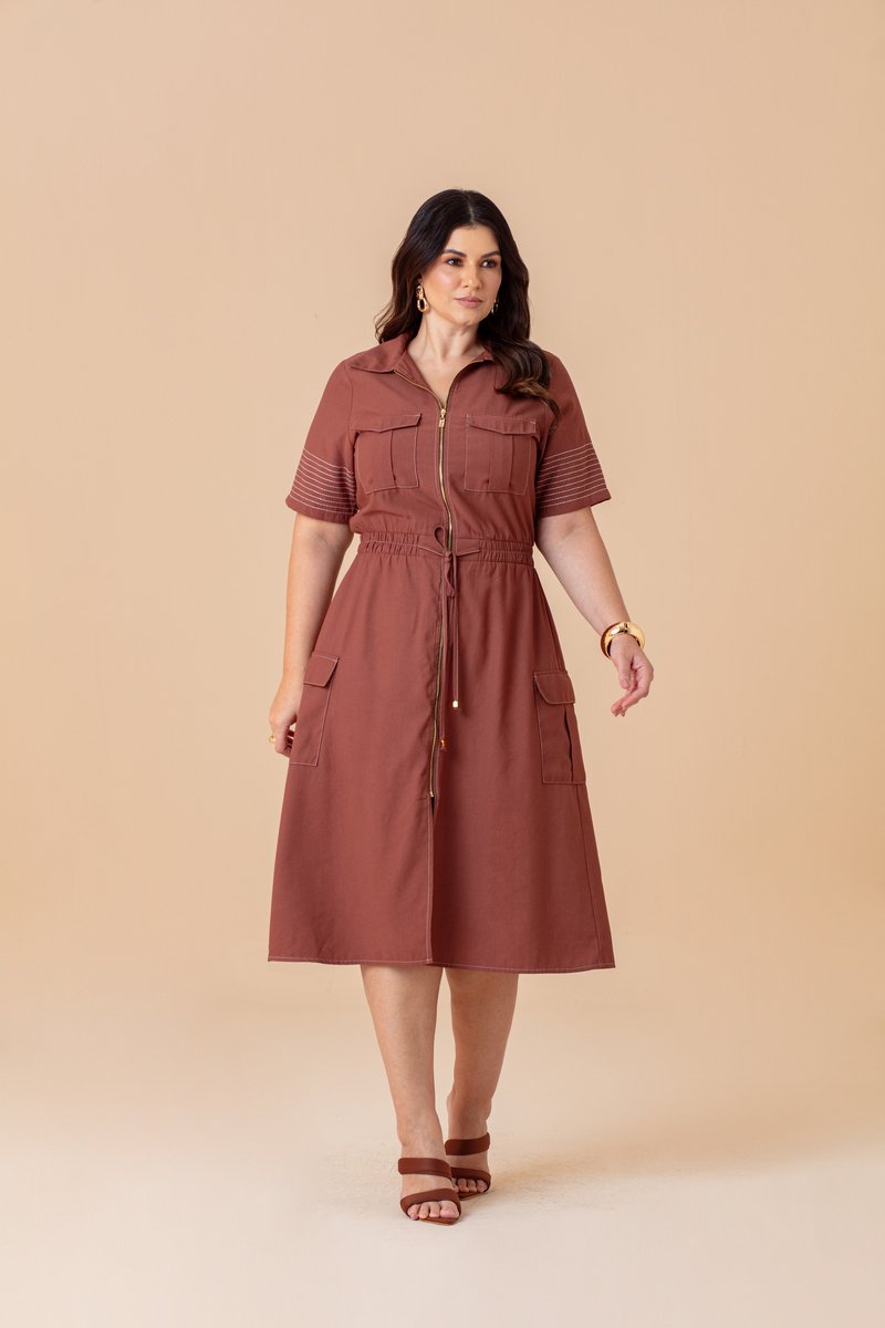 Vestido Plus Size Midi Com Ziper E Pesponto Nas Mangas Hadaza