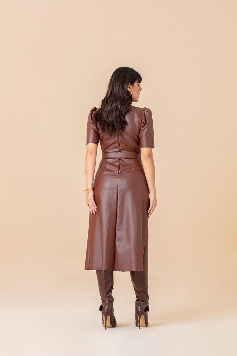 Vestido Plus Size Midi Evasê De Couro Rayon Hadaza