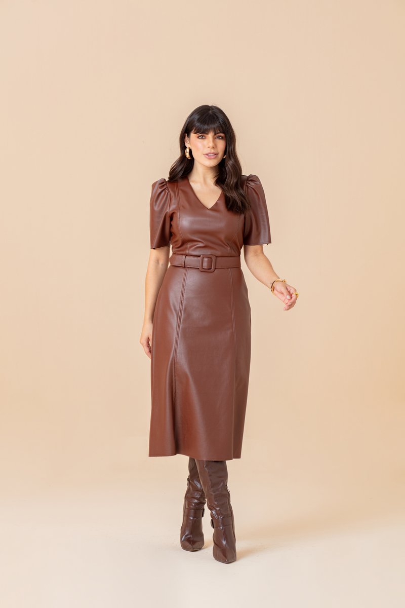 Vestido Plus Size Midi Evasê De Couro Rayon Hadaza