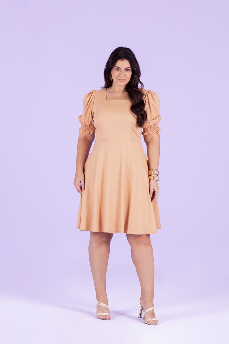 Vestido Plus Size Godê Com Lastex Na Manga Hadaza